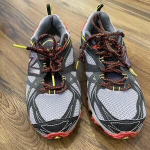 Size 8 - New Balance 610 Black Blue W